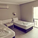 Two Seas 2* Marmaris