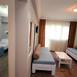 Hotel Two Seas