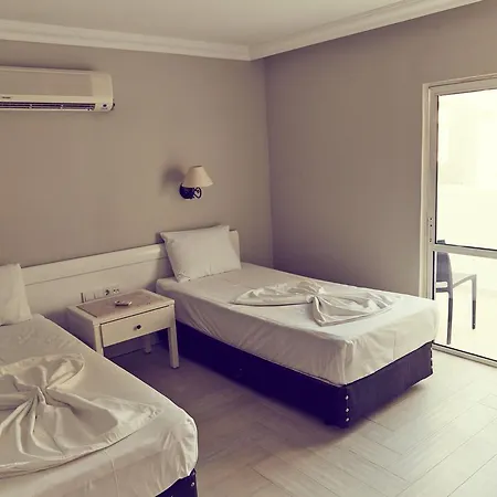 Two Seas 2* مرمريس